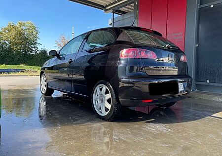 Seat Ibiza 1.4 16V 55kW Sport Edition Sport Edition