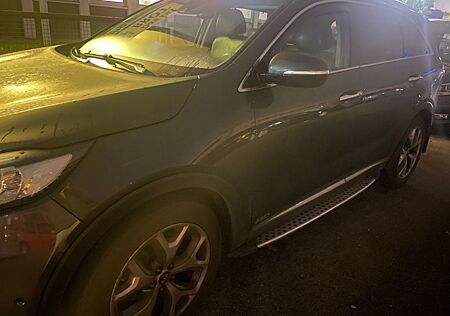 Kia Sorento 2.2 CRDi AWD Platinum Edition Automa...