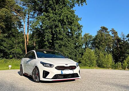 Kia Pro_ceed pro_cee'd / ProCeed 1.6 T-GDI DCT GT GT