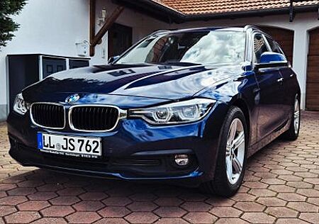 BMW 318d Touring Advantage Advantage