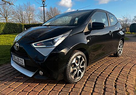 Toyota Aygo (X) Aygo 1.0 Play - 1. Hand vom Autohaus Mitarbeiter