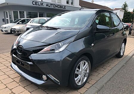 Toyota Aygo (X) Aygo -play touch