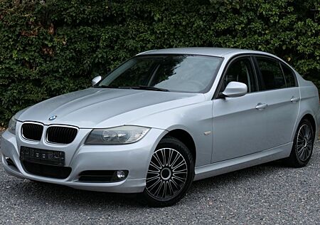 BMW 320d Edition Lifestyle*Sitzheizung*Bluetooth