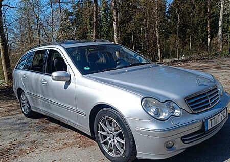 Mercedes-Benz C 180 KOMPRESSOR T ELEGANCE Elegance