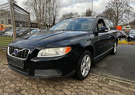 Volvo V70 Kombi Basis