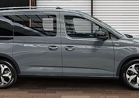 Ford Grand Tourneo Connect PHEV Active