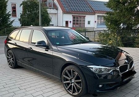 BMW 325d Touring -Automatik, 8-fach bereift,