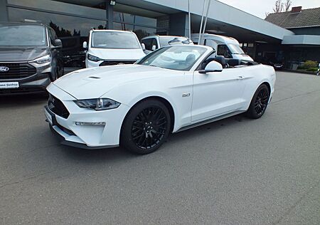 Ford Mustang GT Cabrio Auto erst 3600 Km/Navi/ACC/19"