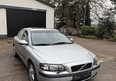 Volvo S60 2.4 T 5 Zylinder