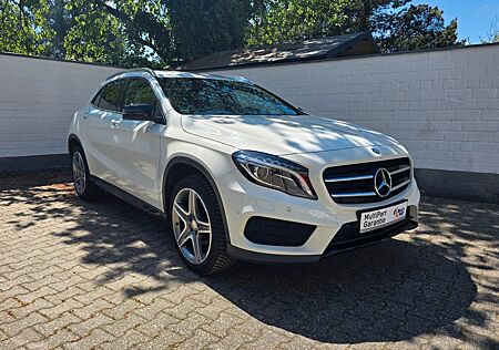 Mercedes-Benz GLA 200 GLA AMG|ALCANTARA|NAVI|XENON|PARKPILOT