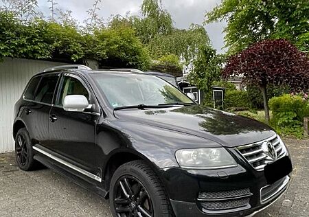 VW Touareg Volkswagen 3.0 V6 TDI*TÜV Neu*HeckSperre*StdHz.