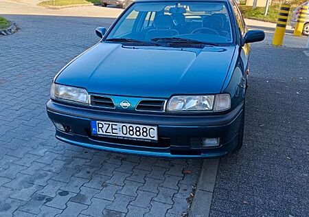 Nissan Primera 2.0 Invitation