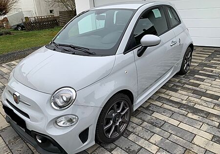 Abarth 595 1.4 T-Jet 16V -
