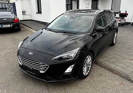 Ford Focus Turnier Titanium LED Automatik Euro-6