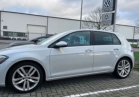 VW Golf Volkswagen VII Lim. Highline BMT/Start-Stopp