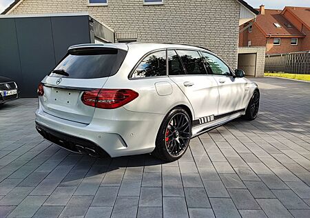 Mercedes-Benz C 63 AMG Mercedes-AMG C 63 T S Junge Sterne Garantie