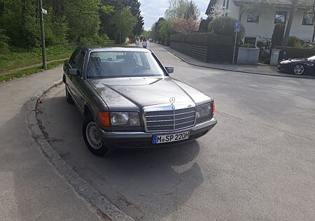 Mercedes-Benz E 280 280SE