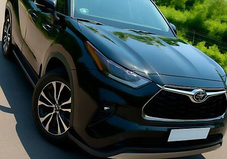 Toyota Highlander 2.5 Hybrid AWD-i Luxury