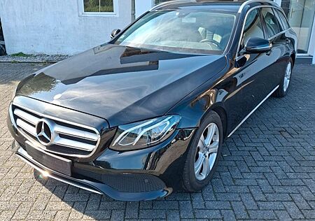 Mercedes-Benz E 220 E -Klasse T-Modell d