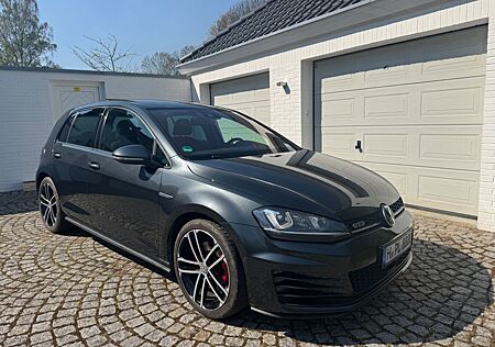 VW Golf Volkswagen 2.0 GTD/PANO/VOLLA./STHZG
