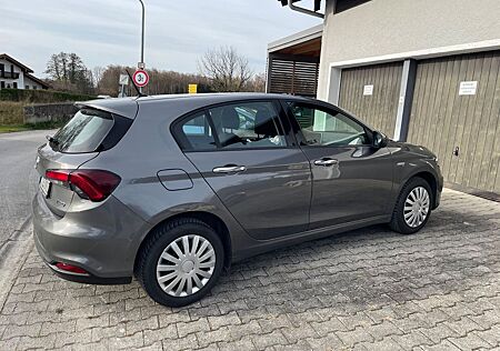Fiat Tipo 1.4 T-Jet LOUNGE LOUNGE