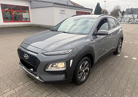 Hyundai Kona Advantage Hybrid 2WD Automatik Navi Klima