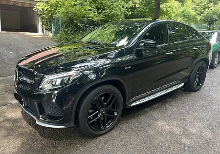 Mercedes-Benz GLE 43 AMG Mercedes-AMG GLE 43 4MATIC Merced...