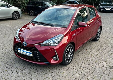 Toyota Yaris Hybrid Sh-gepfl. SHZ NAVI PDC mit Camera