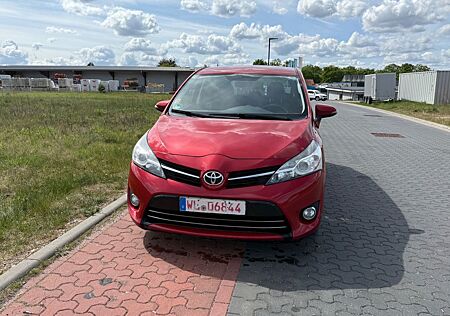 Toyota Verso Life