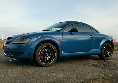 Audi TT Coupe 1.8T -
