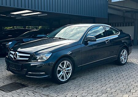 Mercedes-Benz C 180 Cp. CGI BE +SHZ+KLIMA+TEMPO+PDC+