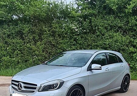 Mercedes-Benz A 180 -