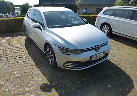 VW Golf Volkswagen VIII Lim. Active Standheiz. Navi Media ACC