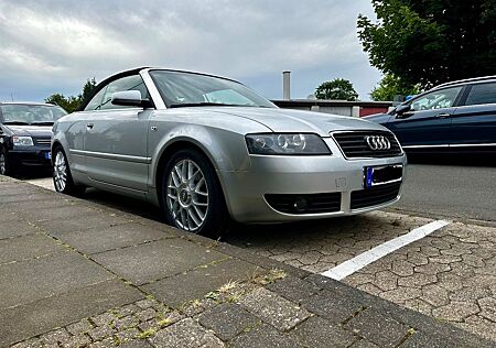Audi A4 2.4 Cabriolet