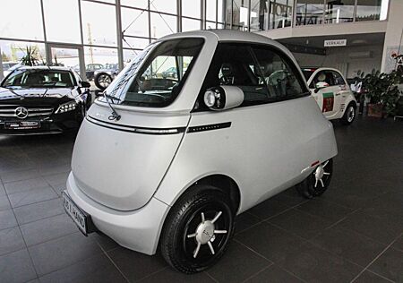 Microlino Pioneer Edition/LED/Schiebedach/Alcantara/1.Hand