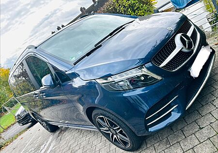 Mercedes-Benz V 300 gebraucht kaufen Mercedes-Benz V 300 d Aut. AVANTG. ED. lang 4Matic SH Airmatic