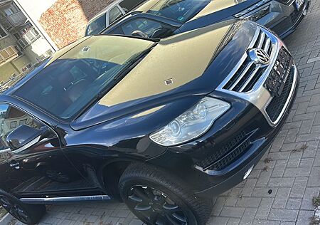 VW Touareg Volkswagen 3.0 V6 TDI Tiptronic BlueMotion Tech...