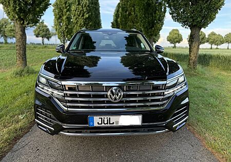 VW Touareg Volkswagen 3.0 V6 TDI 286 PS absolut. Vollauss.
