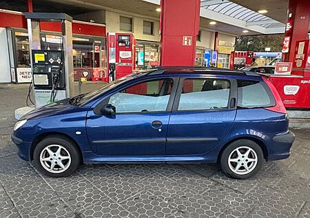 Peugeot 206 SW, TÜV NEU , Klima , Allwettereifen