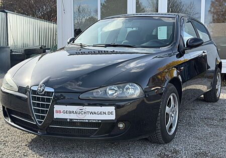 Alfa Romeo 147 1471.9 JTD 8V M-Jet Distinctive/TÜV 12-2026