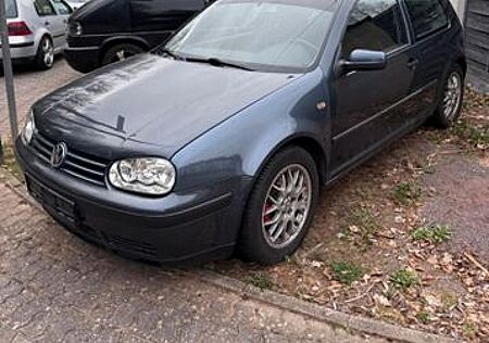 VW Golf Volkswagen 1.9 TDI Basis
