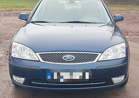 Ford Mondeo Turnier Ghia