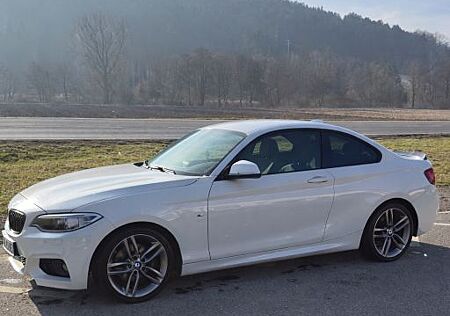 BMW 220i Coupé 184 PS | EZ 12/2016 | 157.000 km