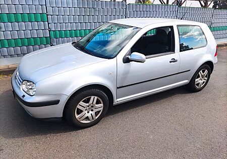 VW Golf Volkswagen 1.4 Edition HU 01/2026