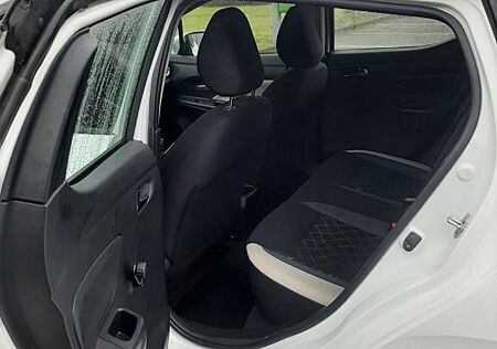 Nissan Micra 1.0 IG 71 Visia Plus Visia Plus