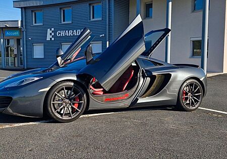 McLaren MP4-12C 3.8 V8 -