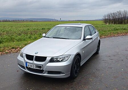 BMW 325i - E90 Limousine