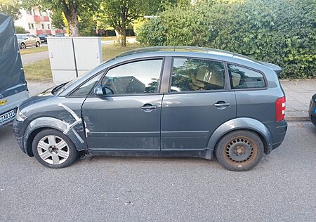 Audi A2 1.6 FSI -