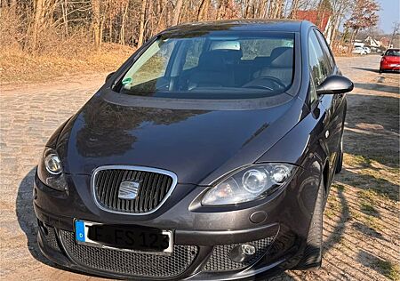 Seat Altea 2.0 TDI PD DPF Stylance DSG Stylance