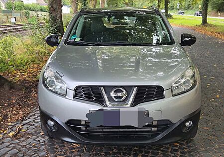 Nissan Qashqai 2.0 dCi DPF ALL-MODE 4x4 360 Automat...